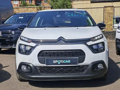 Used Citroën C3 PureTech 108 HP (79 kW) 2021 White Hatchback