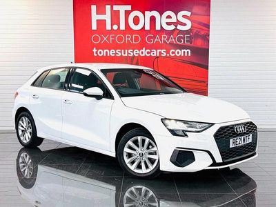 Begagnad Audi A3 Business 110 HK (80 kW) 2021 Vit Sedan