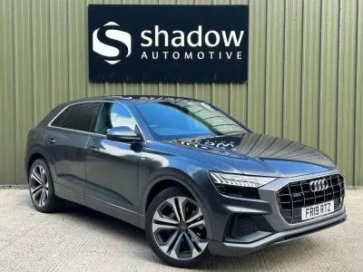 Używany Audi Q8 S-Line 286 KM (210 kW) 2019 Szary SUV