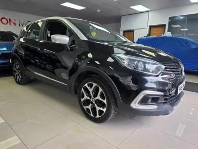 Used Renault Captur Dynamique 2017 Black/silver SUV