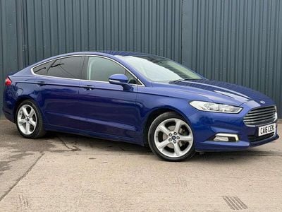 Used Ford Mondeo Titanium 180 HP (132 kW) 2016 Blue Hatchback