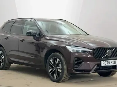 Used Volvo XC60 Plus 345 HP (253 kW) 2025 Red SUV