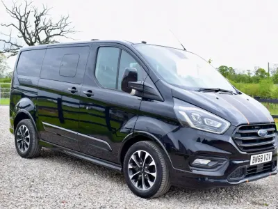 Used Ford Transit Custom Sport 170 HP (125 kW) 2018 Black Van