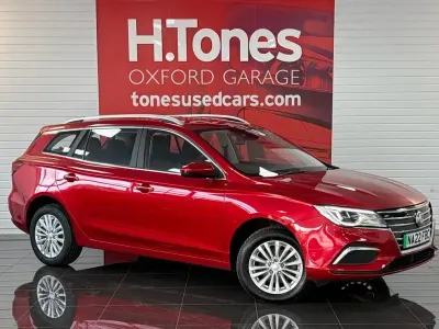 Used MG MG5 EV Exclusive 114 kW (156 HP) 2022 Red Estate
