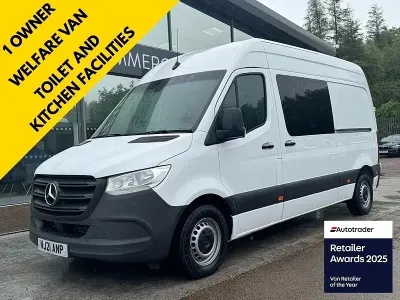 Used Mercedes Sprinter Progressive 143 HP (105 kW) 2021 White Van
