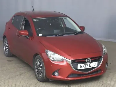 Used Mazda 2 Inclusive 90 HP (66 kW) 2017 Red Hatchback