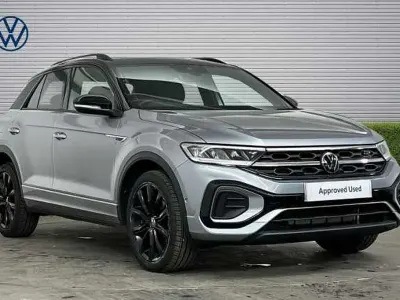Używany VW T-Roc R-line 150 KM (110 kW) 2023 Srebrny SUV