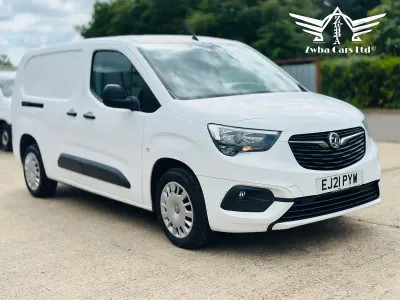 Used Vauxhall Combo Sportive 100 HP (73 kW) 2021 White MPV