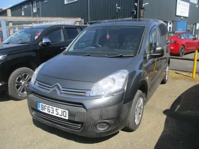 Used Citroën Berlingo 90 HP (66 kW) 2013 Grey MPV