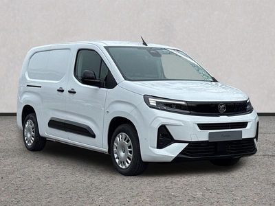 Nouă Vauxhall Combo 100 CP (73 kW) 2026 Alb Monovolum