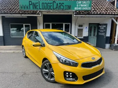 Used Kia Ceed GT-Line 134 HP (98 kW) 2016 Yellow Hatchback