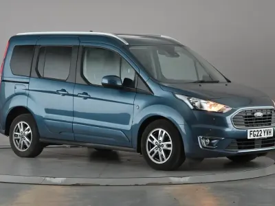 Used Ford Tourneo Connect Titanium 120 HP (88 kW) 2022 Blue MPV