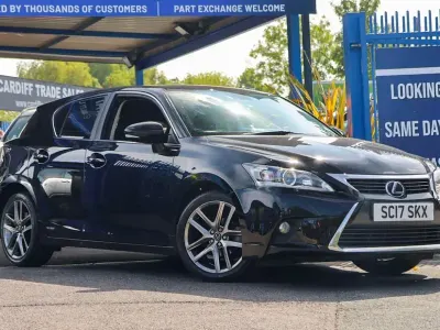 Used Lexus CT200h 134 HP (98 kW) 2017 Black Hatchback