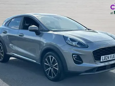 Usado Ford Puma Titanium 125 HP (91 kW) 2024 Prateado SUV