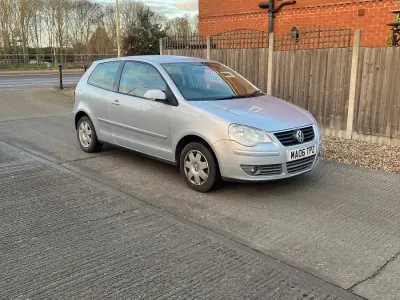 Used VW Polo S 55 HP (40 kW) 2006 Silver Hatchback