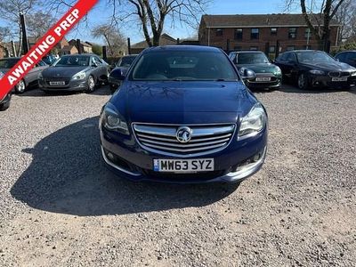 Used Vauxhall Insignia SRi 163 HP (119 kW) 2014 Blue Hatchback