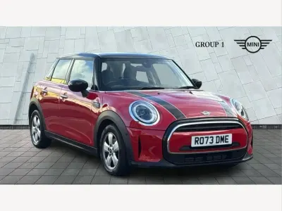 Used Mini Cooper Comfort 136 HP (100 kW) 2023 Chili red Hatchback