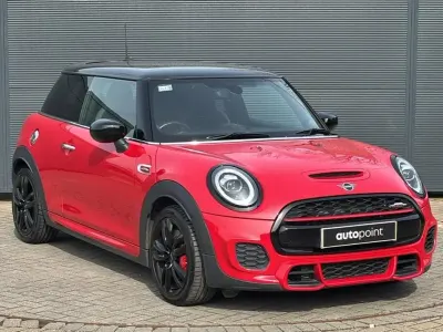 Used Mini John Cooper Works 228 HP (167 kW) 2020 Red Hatchback