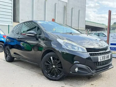Used Peugeot 208 2018 Black Hatchback