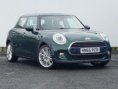 Begagnad Mini Cooper 136 HK (100 kW) 2016 Grön Halvkombi