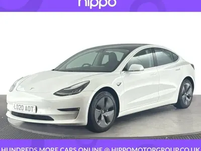 Käytetty Tesla Model 3