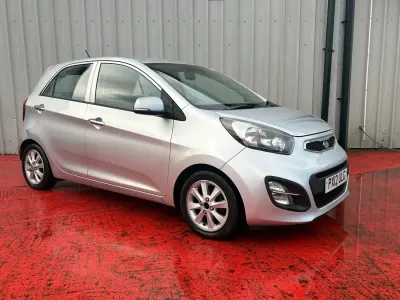 Second-hand Kia Picanto 85 CP (62 kW) 2012 Argintiu Hatchback