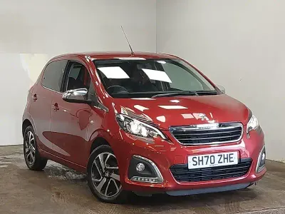 Used Peugeot 108 Collection 72 HP (52 kW) 2020 Red Hatchback