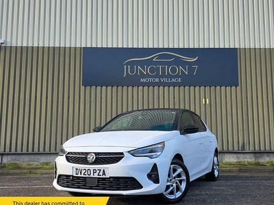 Used Vauxhall Corsa SRi 100 HP (73 kW) 2020 White Hatchback