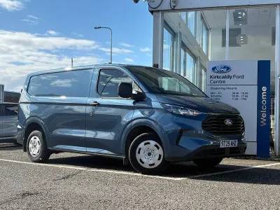 Usado Ford Transit Custom Trend 136 CV (100 kW) 2025 Azul