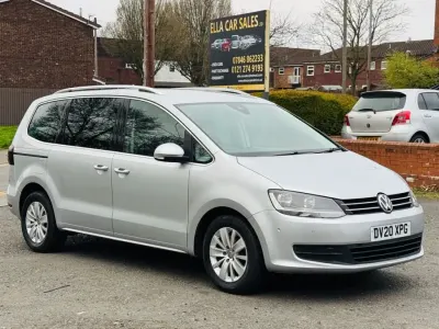 Usado VW Sharan SE 150 HP (110 kW) 2020 Prateado Monovolume