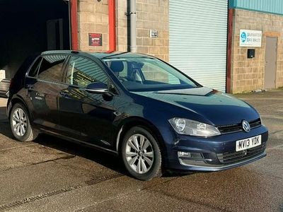 Used VW Golf VII SE 122 HP (89 kW) 2013 Blue Hatchback