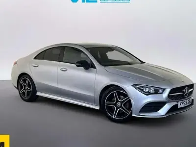 Usado Mercedes CLA180 AMG Line Premium 136 HP (100 kW) 2022 Prateado Sedan