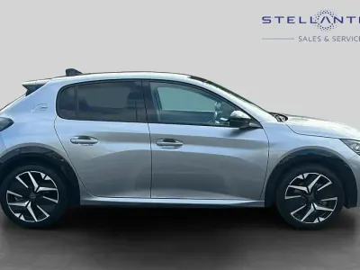 Used Peugeot e-208