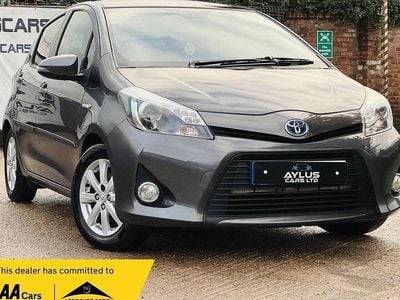 Grey Used 2012 Toyota Yaris Hybrid T4 Hatchback | £6,990