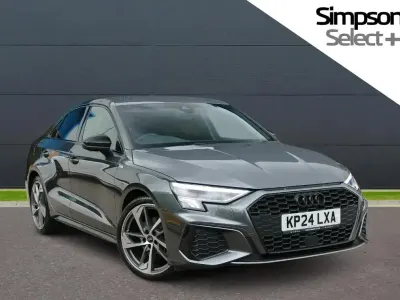 Begagnad Audi A3 Black Edition 147 HK (108 kW) 2024 Grå Sedan
