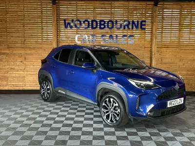 Used Toyota Yaris Cross Design 116 HP (85 kW) 2023 Blue SUV