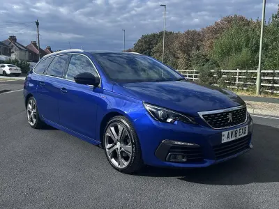Used Peugeot 308 SW GT-line 130 HP (95 kW) 2018 Blue Estate