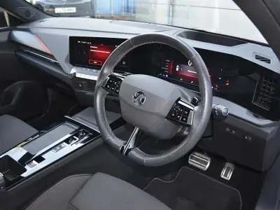 Gebraucht Vauxhall Astra GS Line 180 PS (132 kW) 2022 Rot Kleinwagen