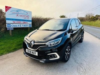 Second-hand Renault Captur Signature S 110 CP (80 kW) 2018 Negru SUV