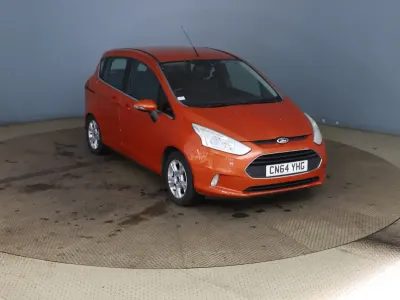Usado Ford B-MAX Zetec 2014 Rojo Monovolumen