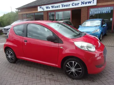 Używany Citroën C1 68 KM (50 kW) 2011 Czerwony Hatchback