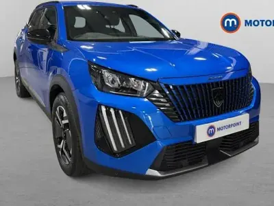 Używany Peugeot 2008 Allure 131 KM (96 kW) 2025 Niebieski SUV