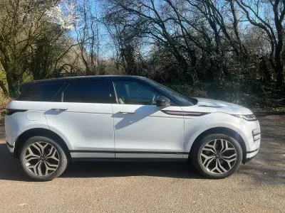 Begagnad Land Rover Range Rover evoque R-Dynamic 180 HK (132 kW) 2019 Vit SUV
