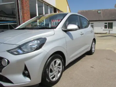 Used Hyundai i10 SE 2023 Silver Hatchback