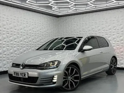 Used VW Golf VII GTD 181 HP (133 kW) 2016 Silver Hatchback