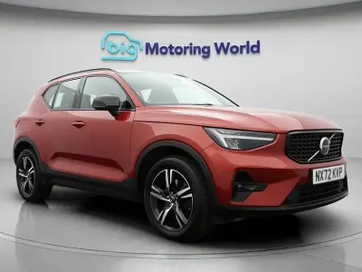 Used Volvo XC40 Plus 197 HP (144 kW) 2022 Red SUV