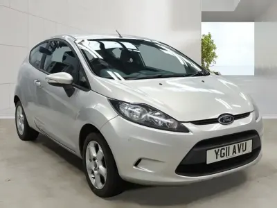 Used Ford Fiesta 82 HP (60 kW) 2011 Silver Hatchback