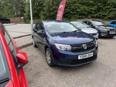 Used Dacia Sandero Essentiel 90 HP (66 kW) 2019 Cosmos blue Hatchback