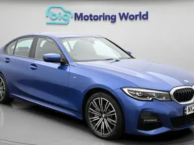 Usado BMW 330e M Sport 292 HP (214 kW) 2021 Azul Sedan