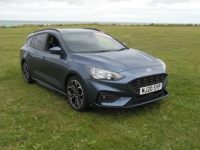 Used Ford Focus ST-Line X 120 HP (88 kW) 2020 Blue Estate